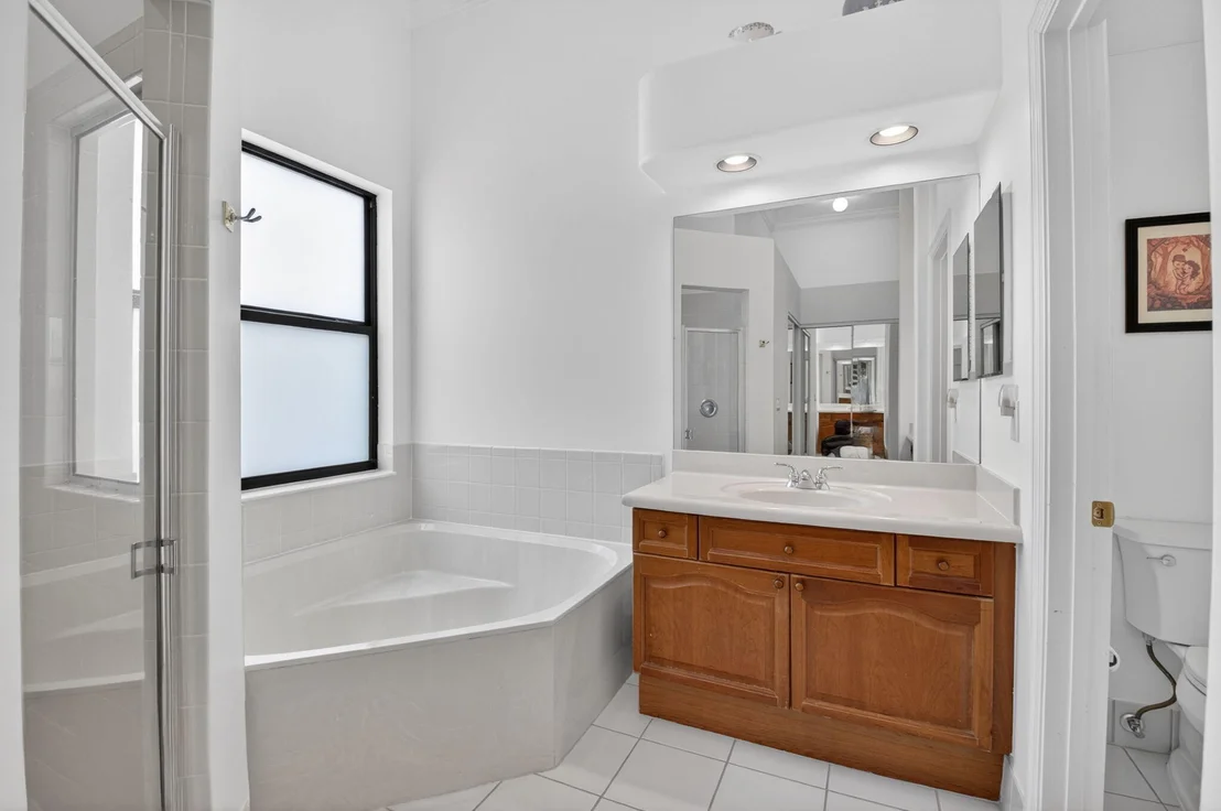 Photo of 6133 Indian Forest Circle