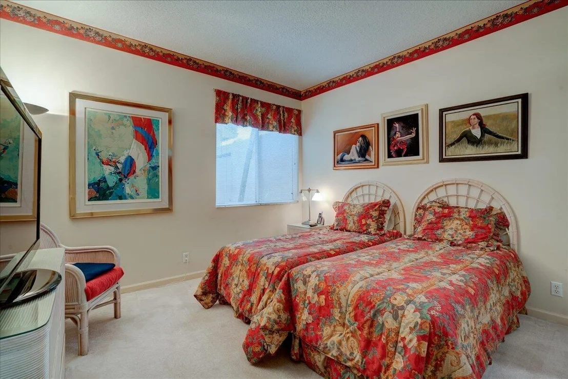 Photo of 4534 Hazleton Lane