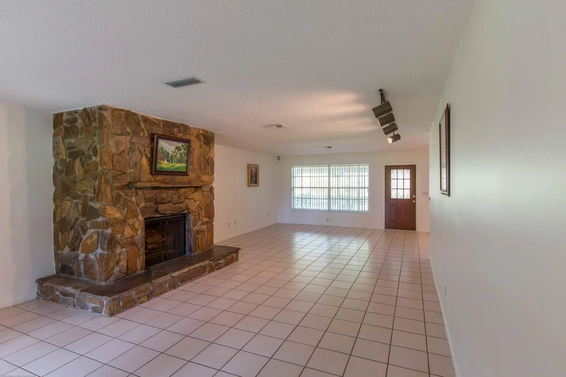 Photo of 1102 Hyde Park Road