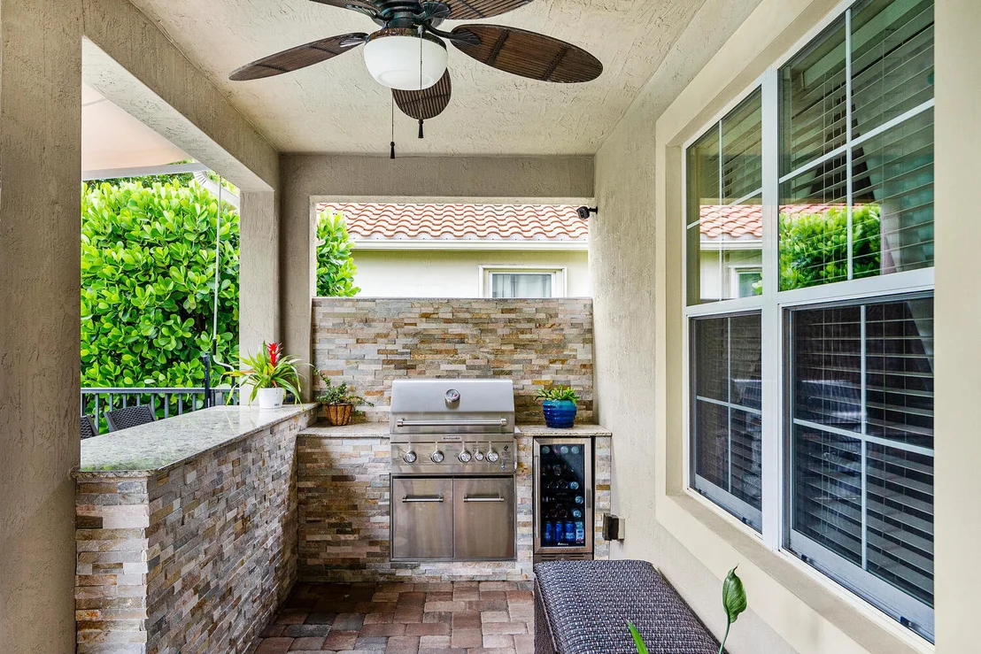 Photo of 10652 Ivanhoe Lane