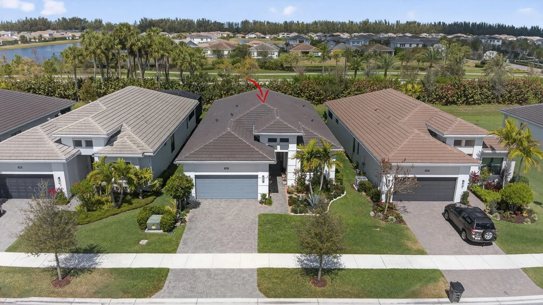 Photo of 5492 St Armands Way
