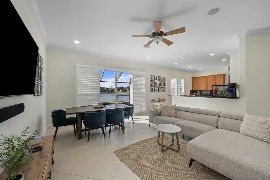 Photo of 1386 Beacon Circle