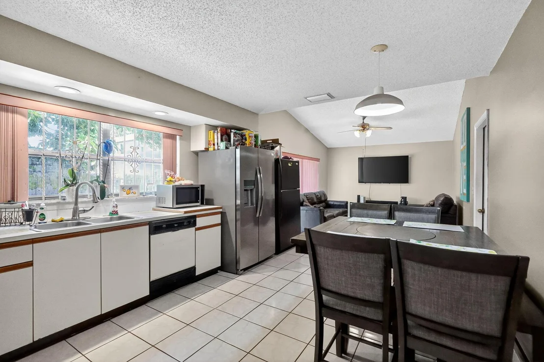Photo of 3230 Jasper Way