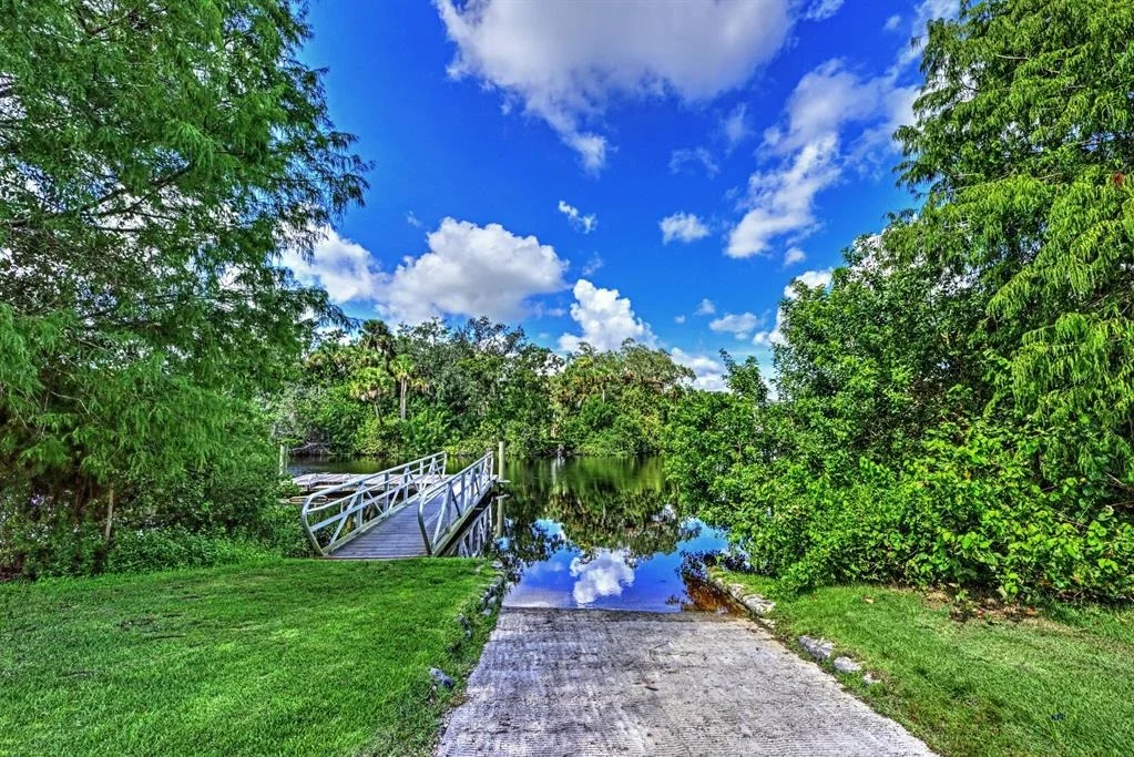 Photo of 134 SE Ashley Oaks Way