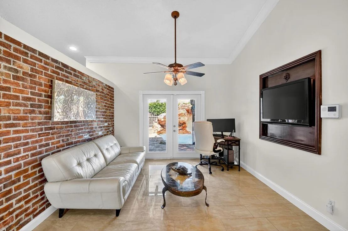 Photo of 9145 Paragon Way