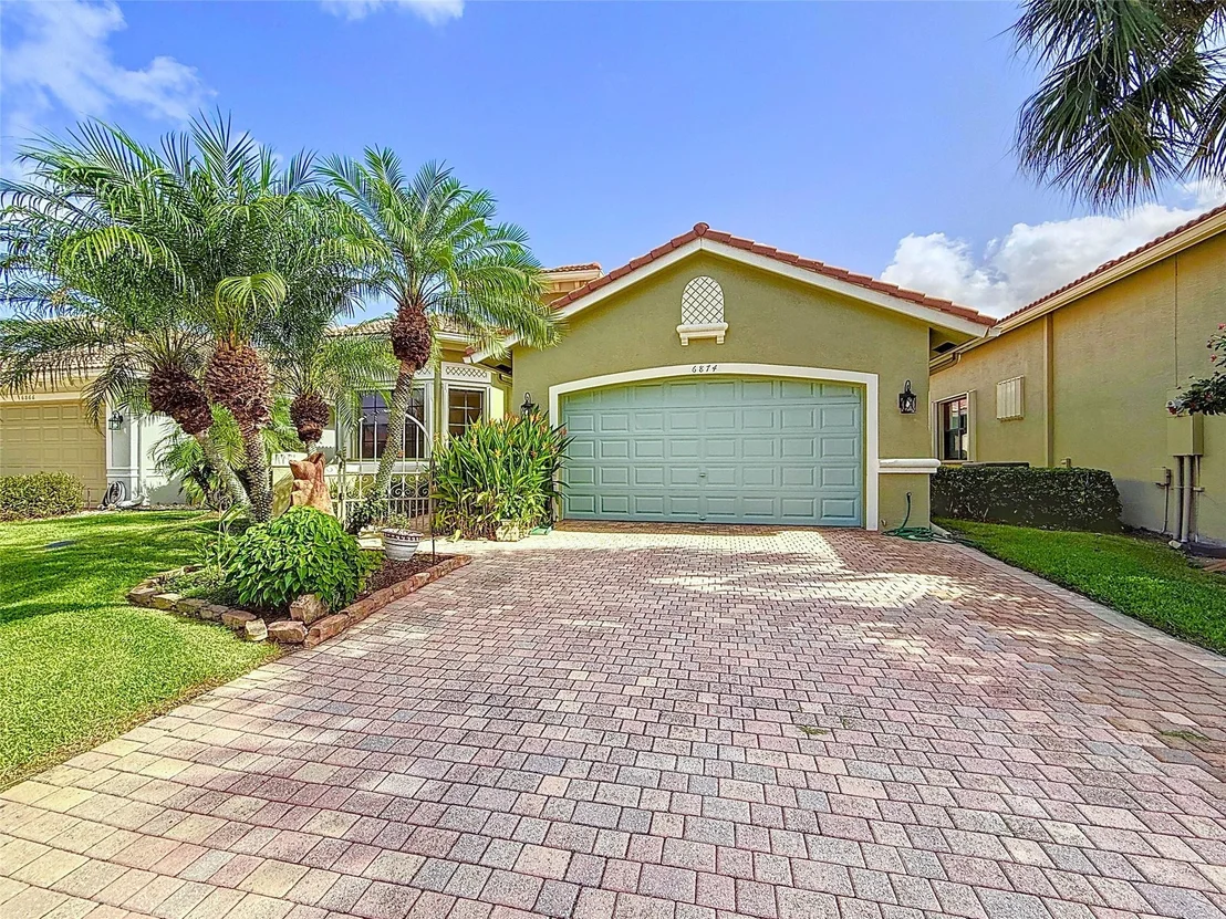 Photo of 6874 Fabiano Circle