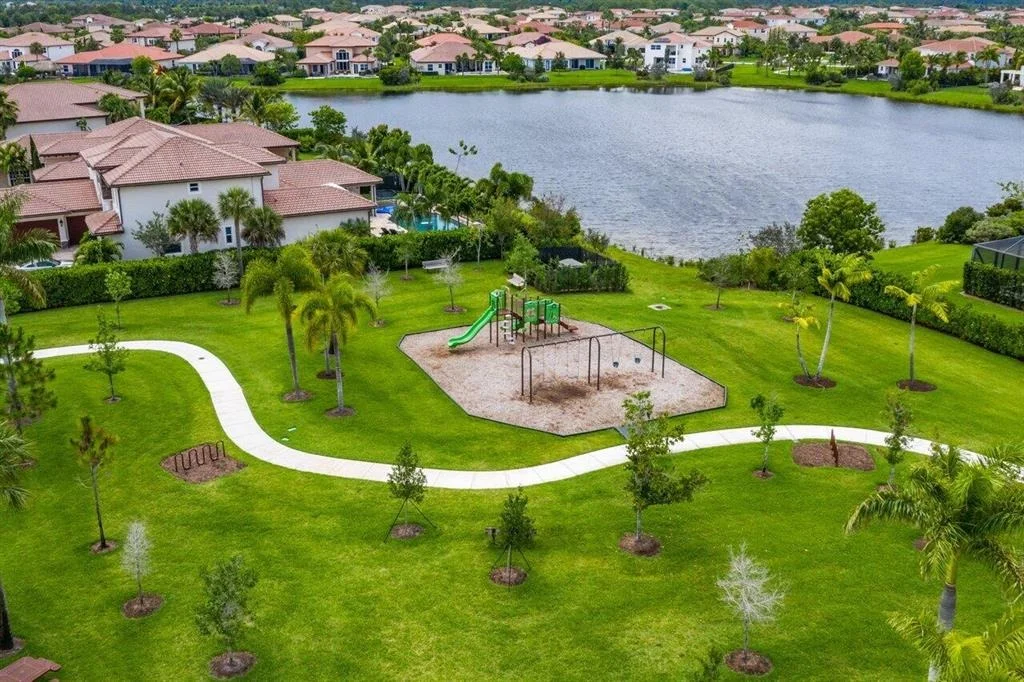 Photo of 328 Rudder Cay Way