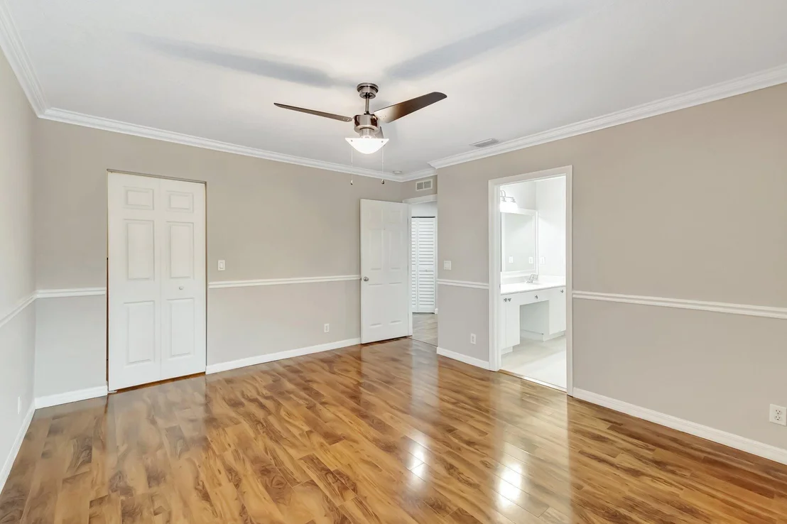 Photo of 6788 Hendry Drive