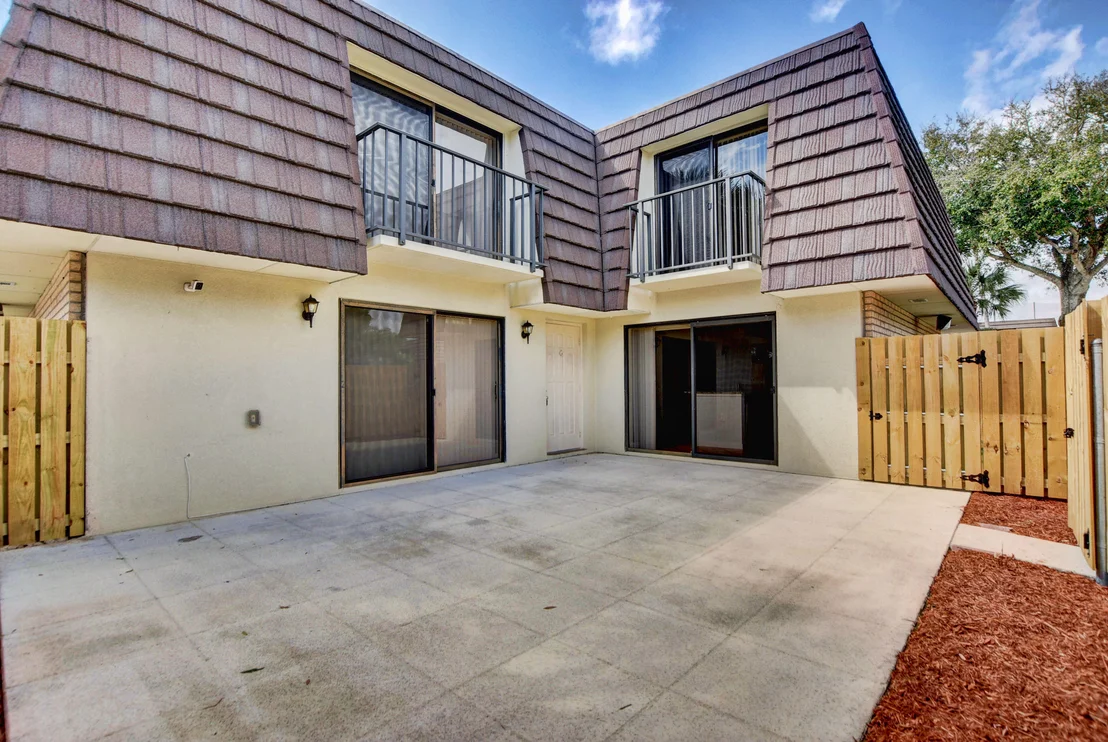 Photo of 7202 72nd Way