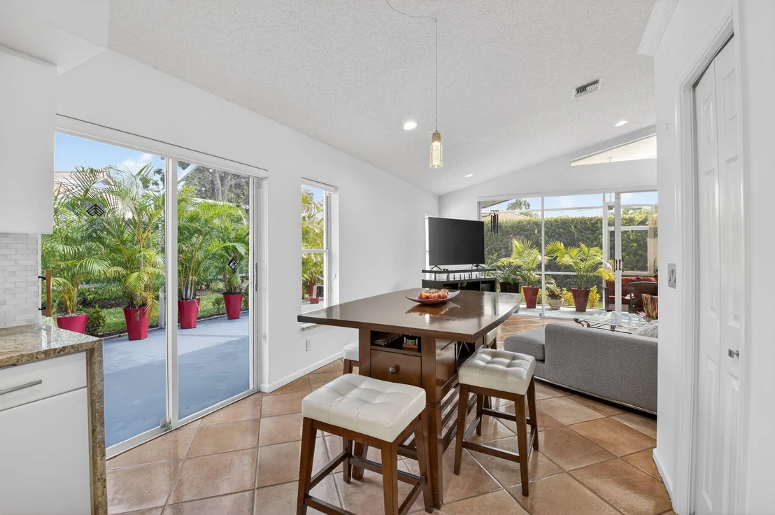 Photo of 11590 Creekside Drive
