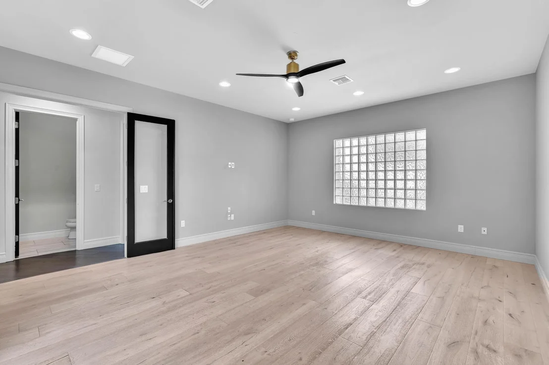 Photo of 16891 Pavilion Way