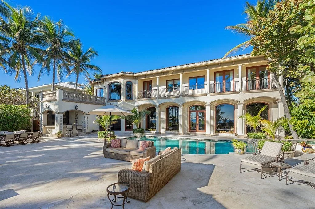 Photo of 719 N Ocean Boulevard