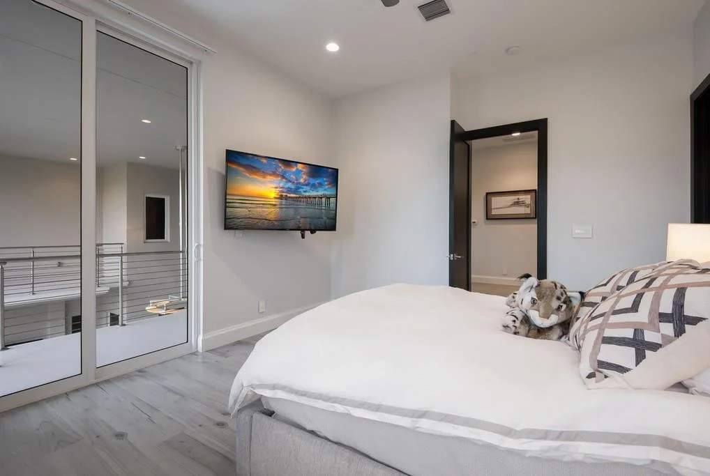 Photo of 1300 Sabal Palm Drive