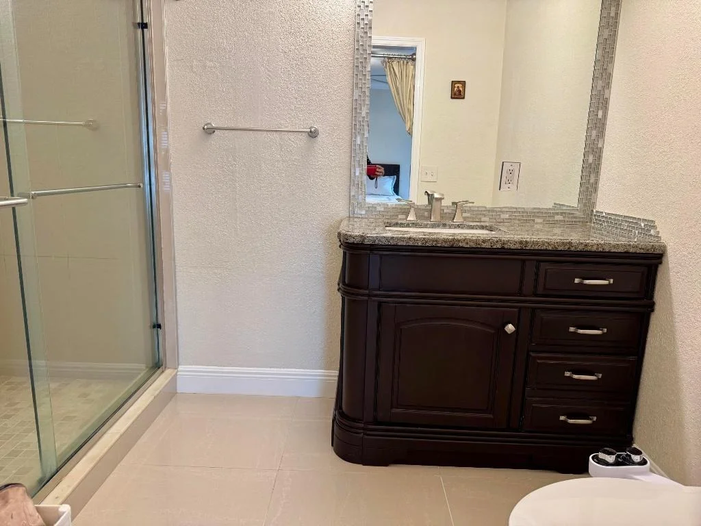 Photo of 2532 NW 33rd Avenue