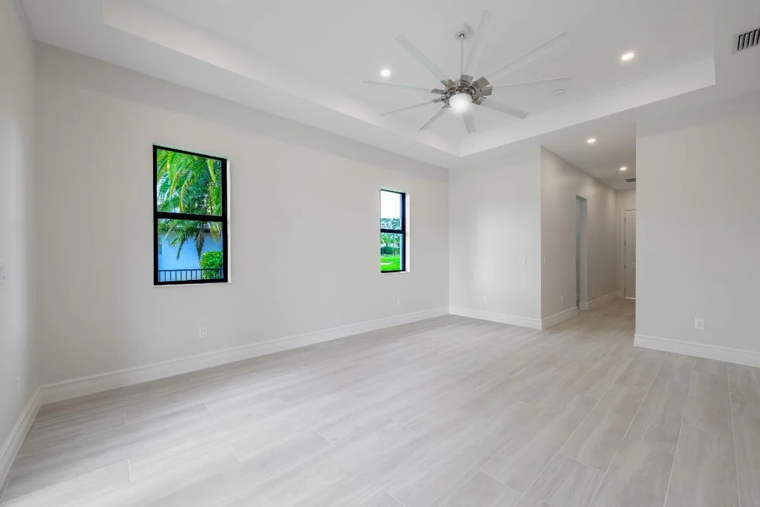 Photo of 1064 NW Spruce Ridge Drive
