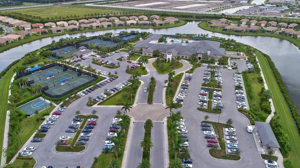 Photo of 12324 Cascade Valley Lane