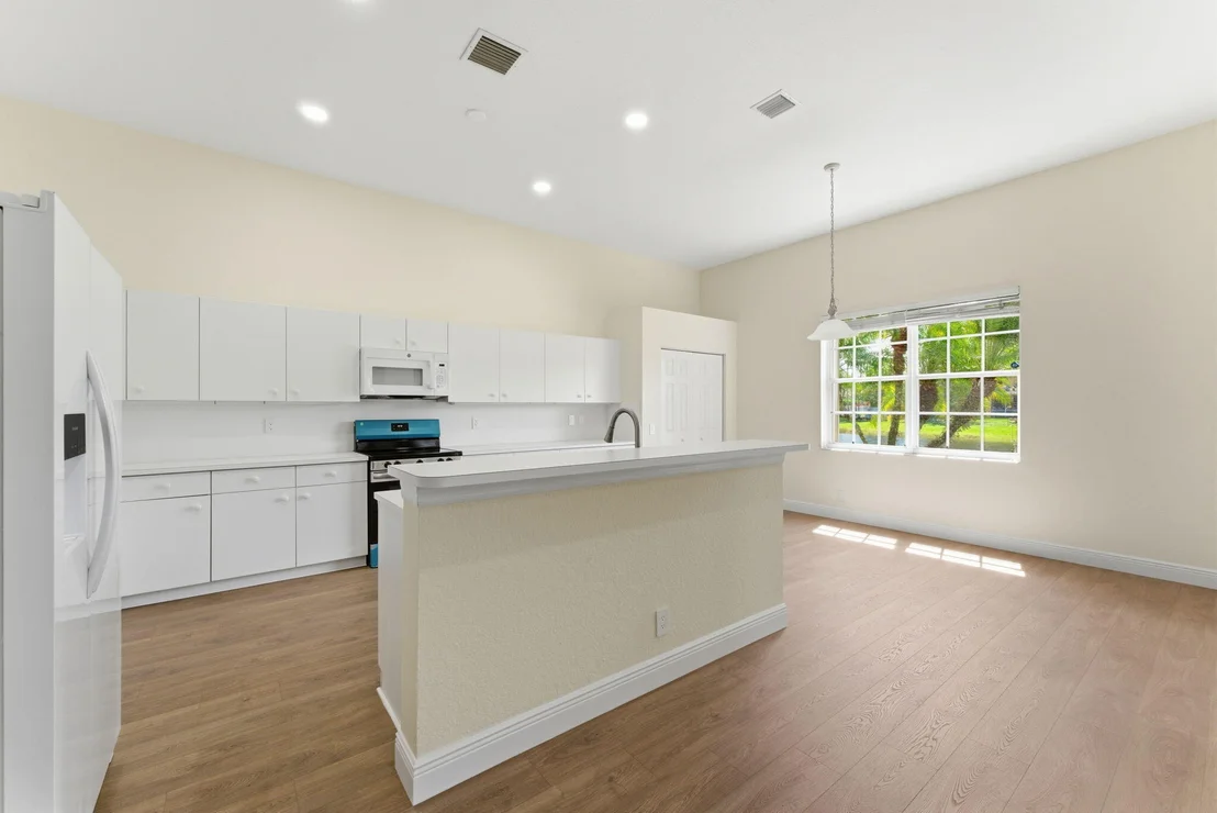Photo of 1112 Skylark Drive