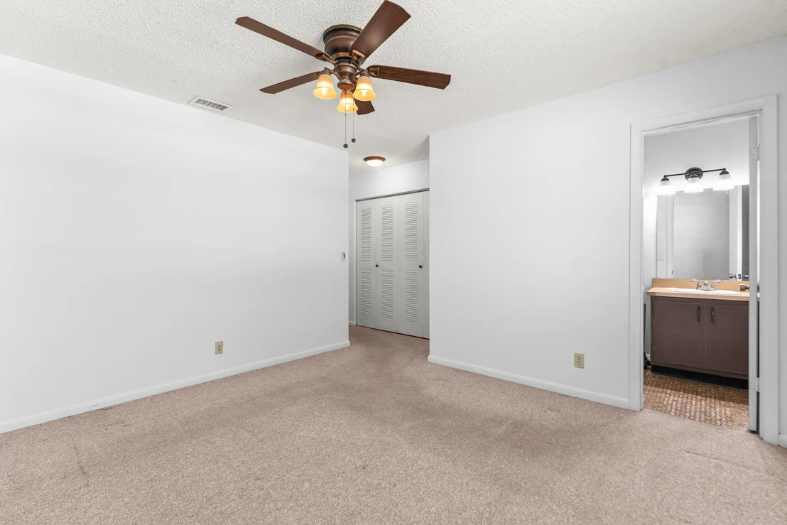 Photo of 105 Banyan Circle