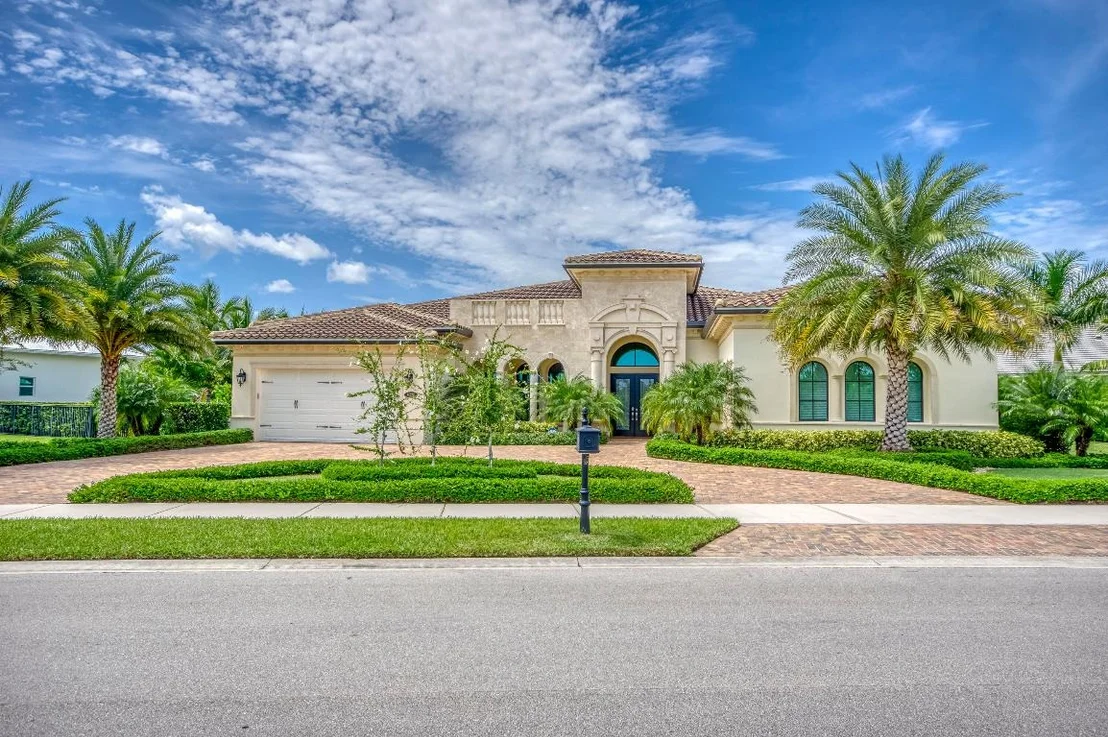 Photo of 8320 SE Pennock Trail