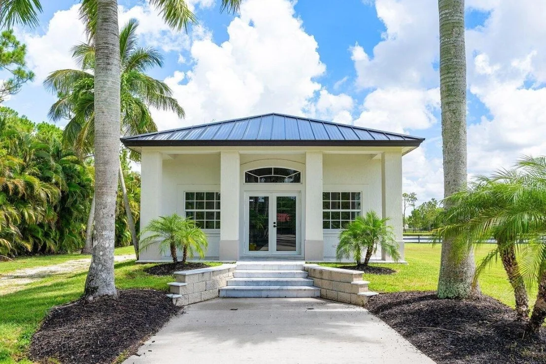 Photo of Unit 11533 at 11533 Manatee Terrace