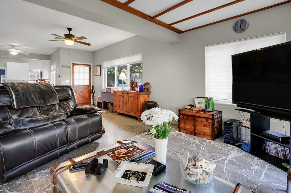 Photo of 312 Gulfstream Boulevard