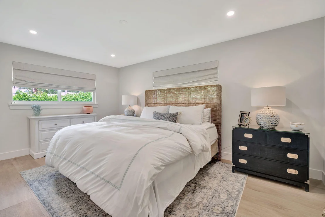 Photo of 359 Beacon Street