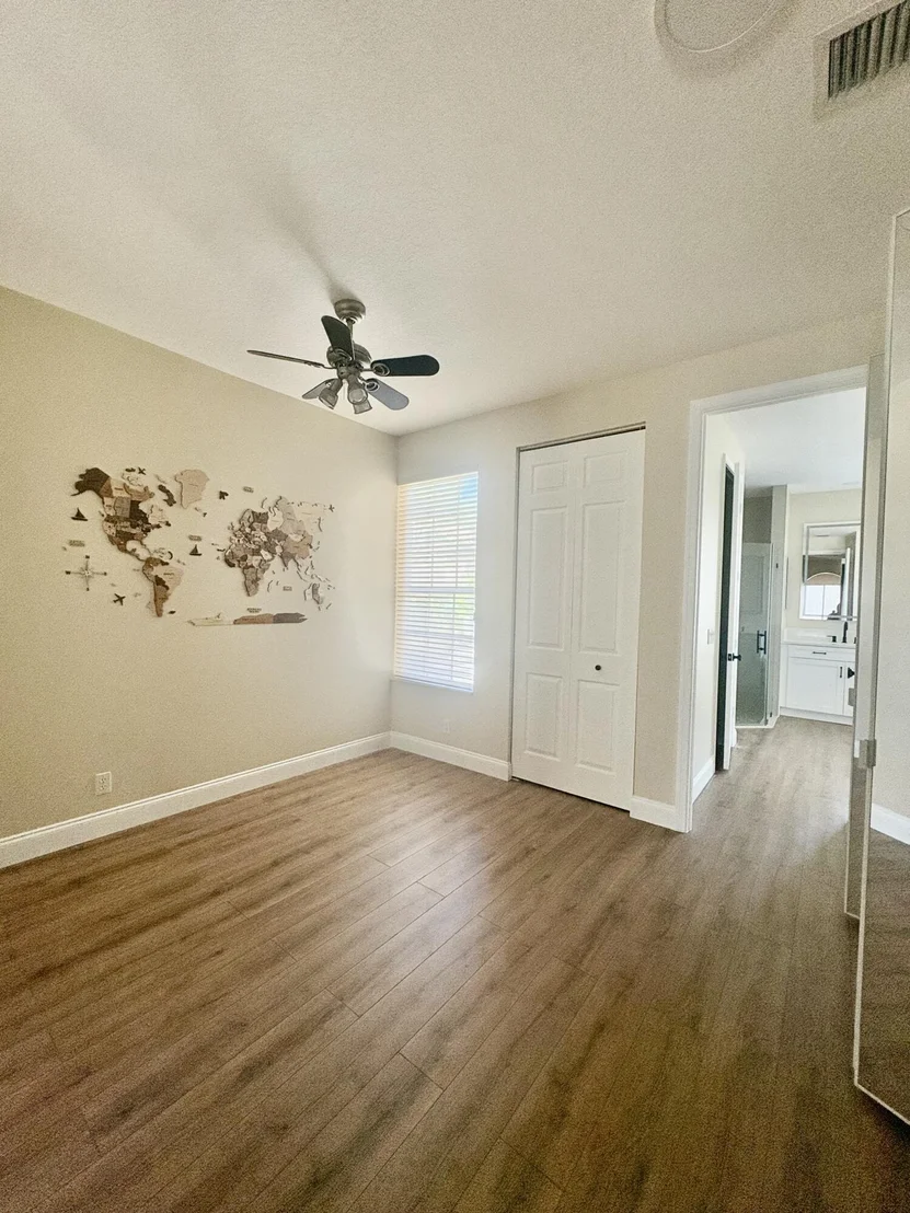 Photo of 8958 Terni Lane