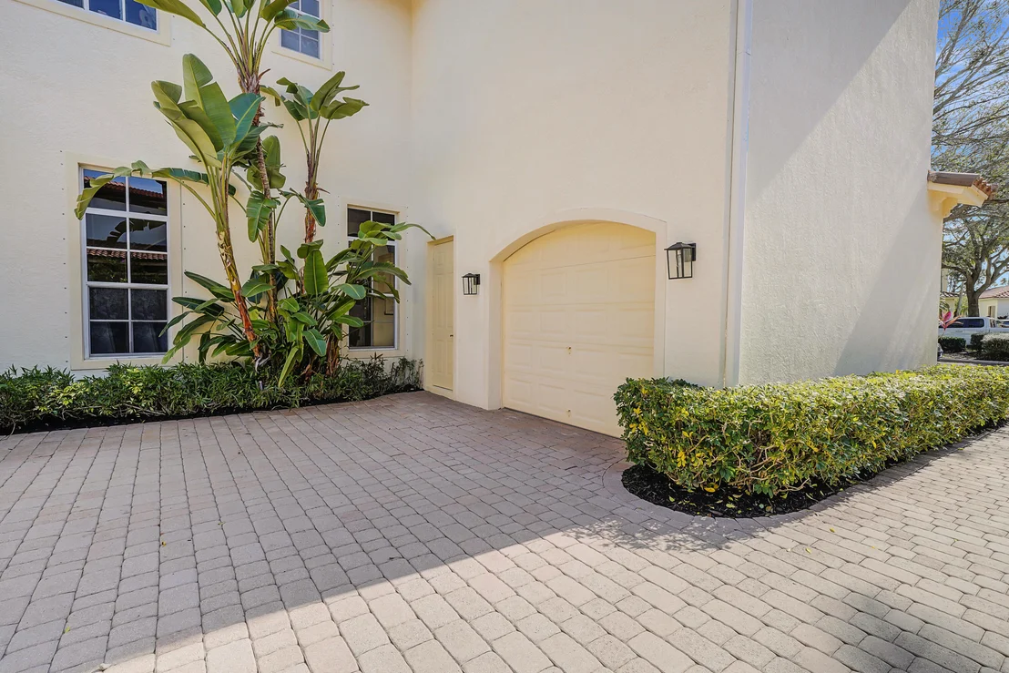 Photo of 110 Villa Bella