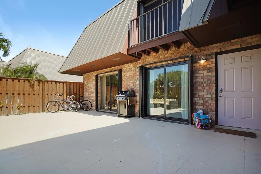 Photo of Unit 20A at 1420 Ocean Way