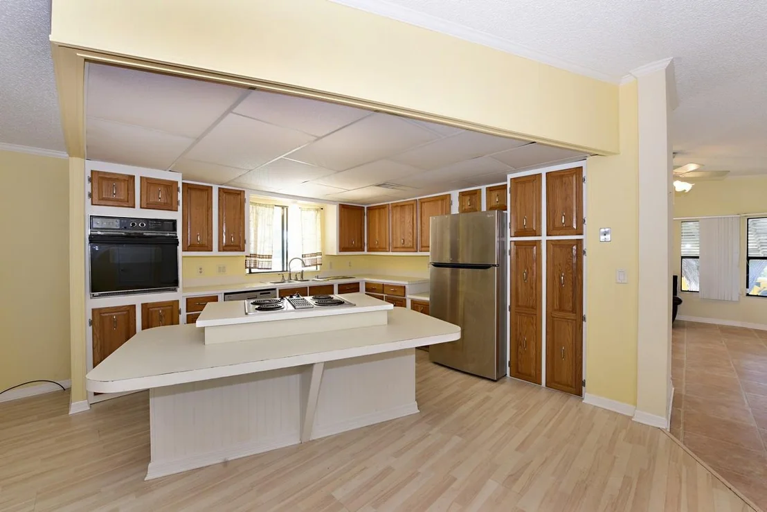 Photo of 550 Tarpon Drive