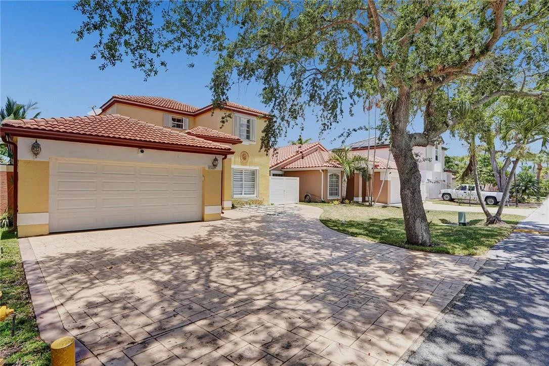 Photo of 8365 NW 197th Terrace