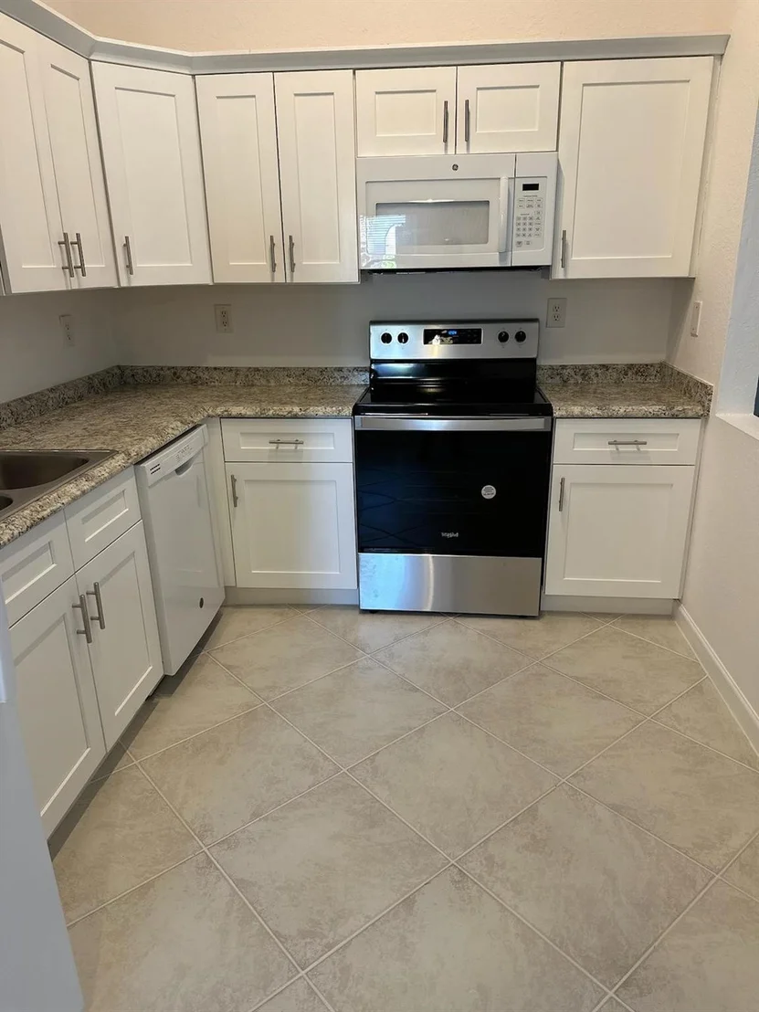 Photo of 5845 EAGLE CAY Circle