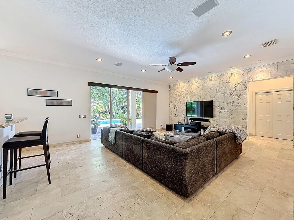 Photo of 1673 VICTORIA POINTE Circle