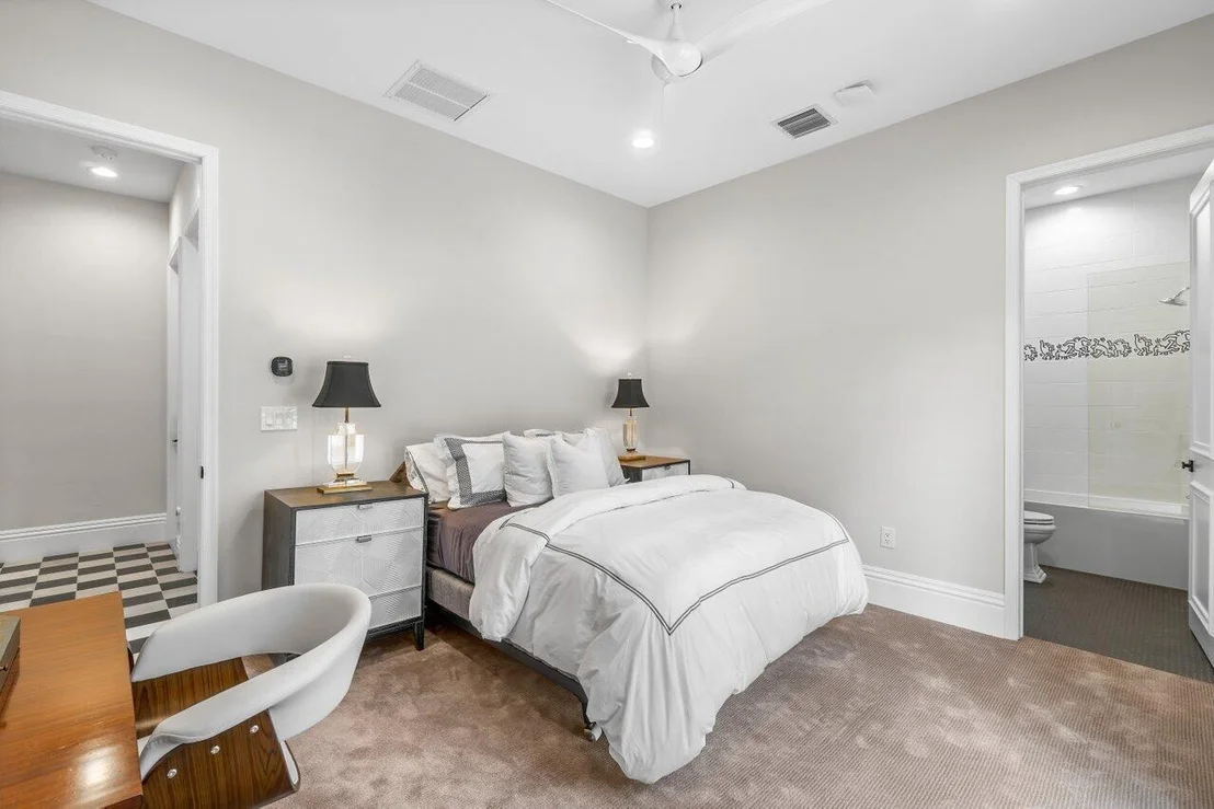 Photo of 16589 Senterra Drive