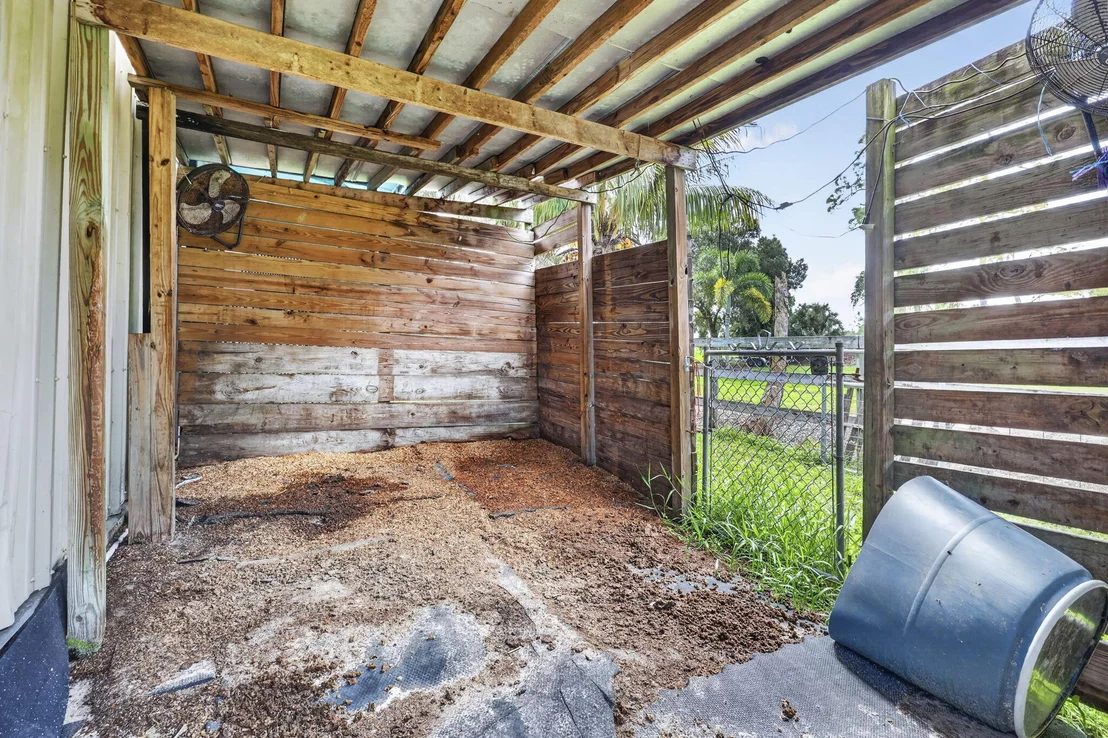 Photo of 10920 Barn Road