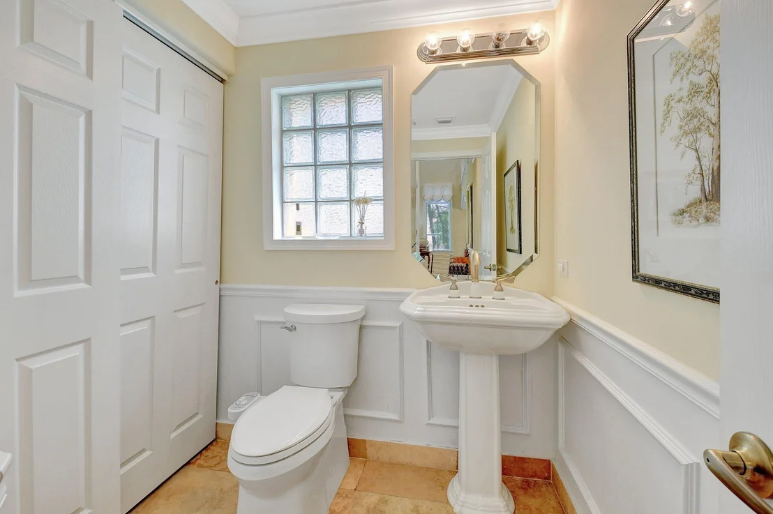 Photo of 4899 N Classical Boulevard