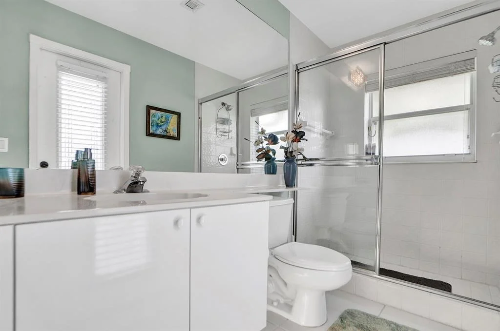 Photo of 10833 King Bay Drive