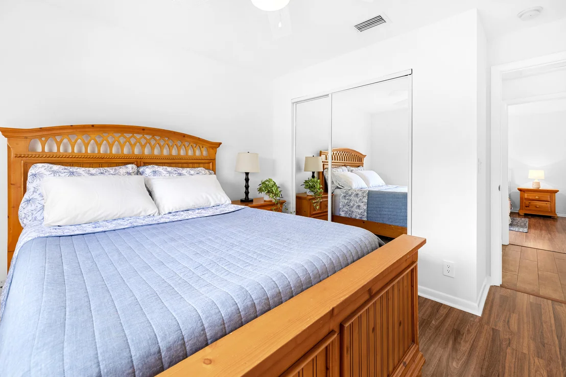 Photo of 15780 110th Avenue N