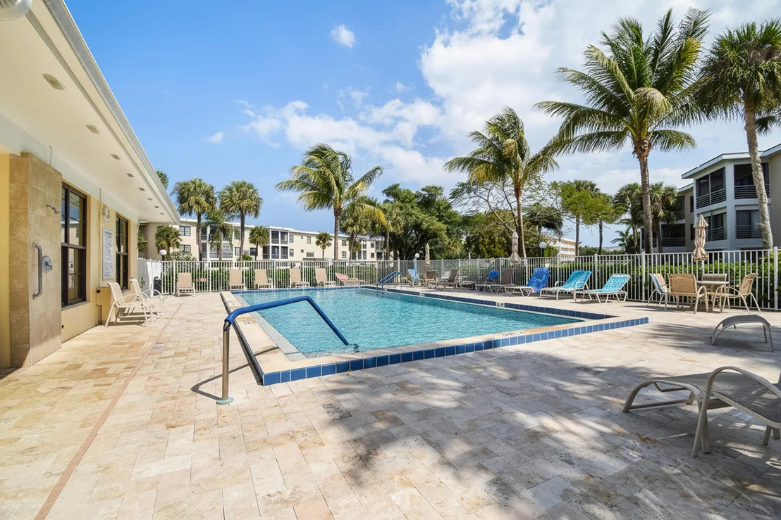 Photo of Unit 209A at 300 N Highway A1a
