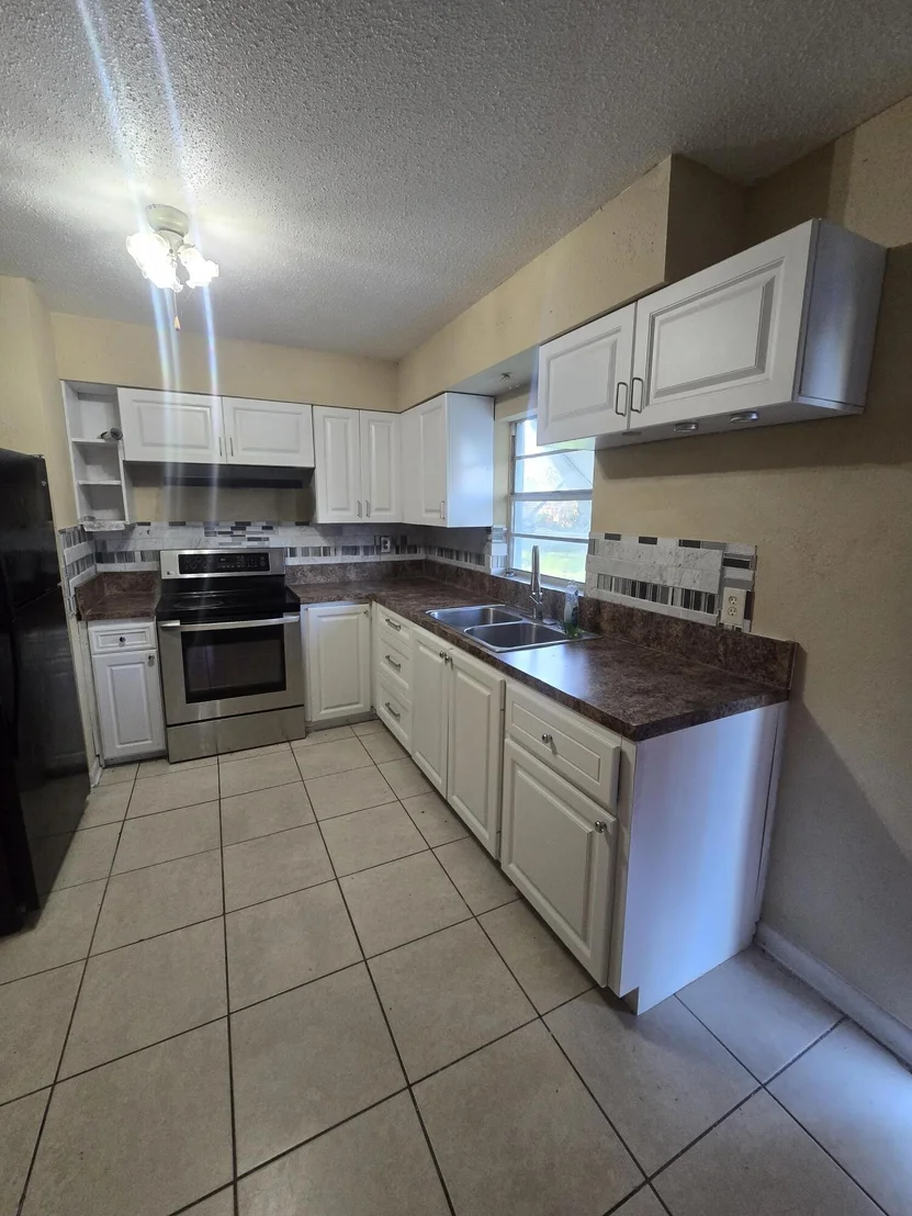 Photo of 3751 NW 36th Street