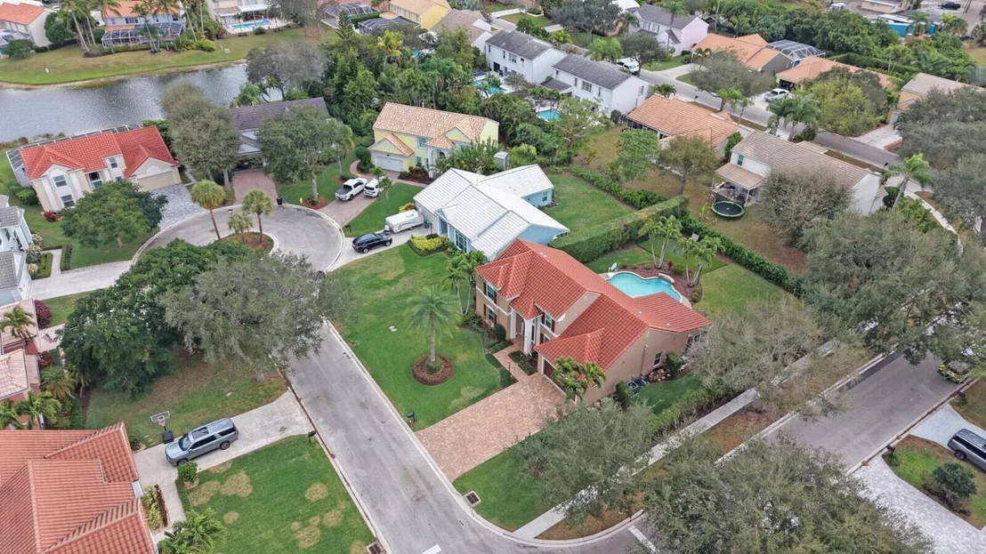 Photo of 1008 Pine Lake Circle