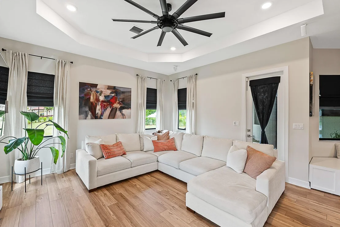 Photo of 9335 Bayside Circle