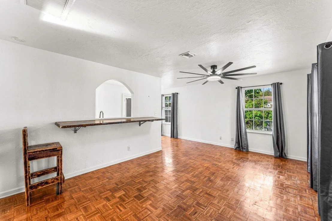 Photo of 810 Franklin Road