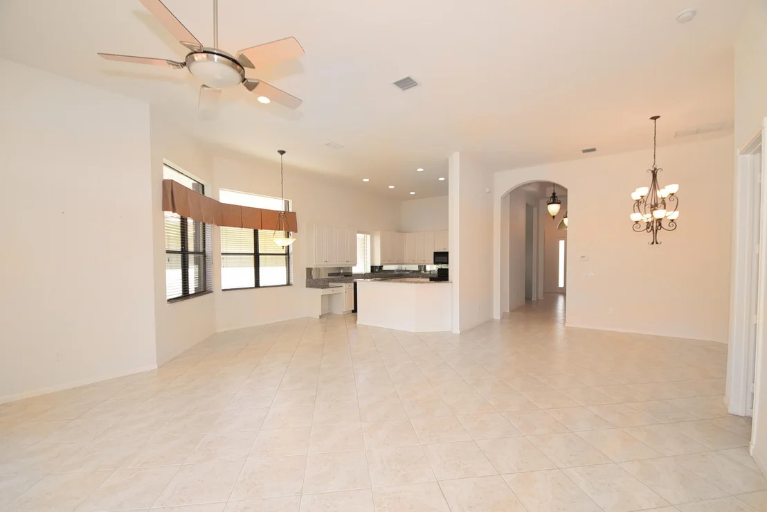 Photo of 6943 Boscanni Drive