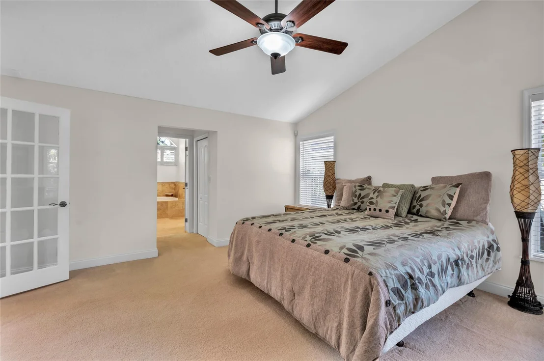 Photo of 1615 Lakeshore Circle