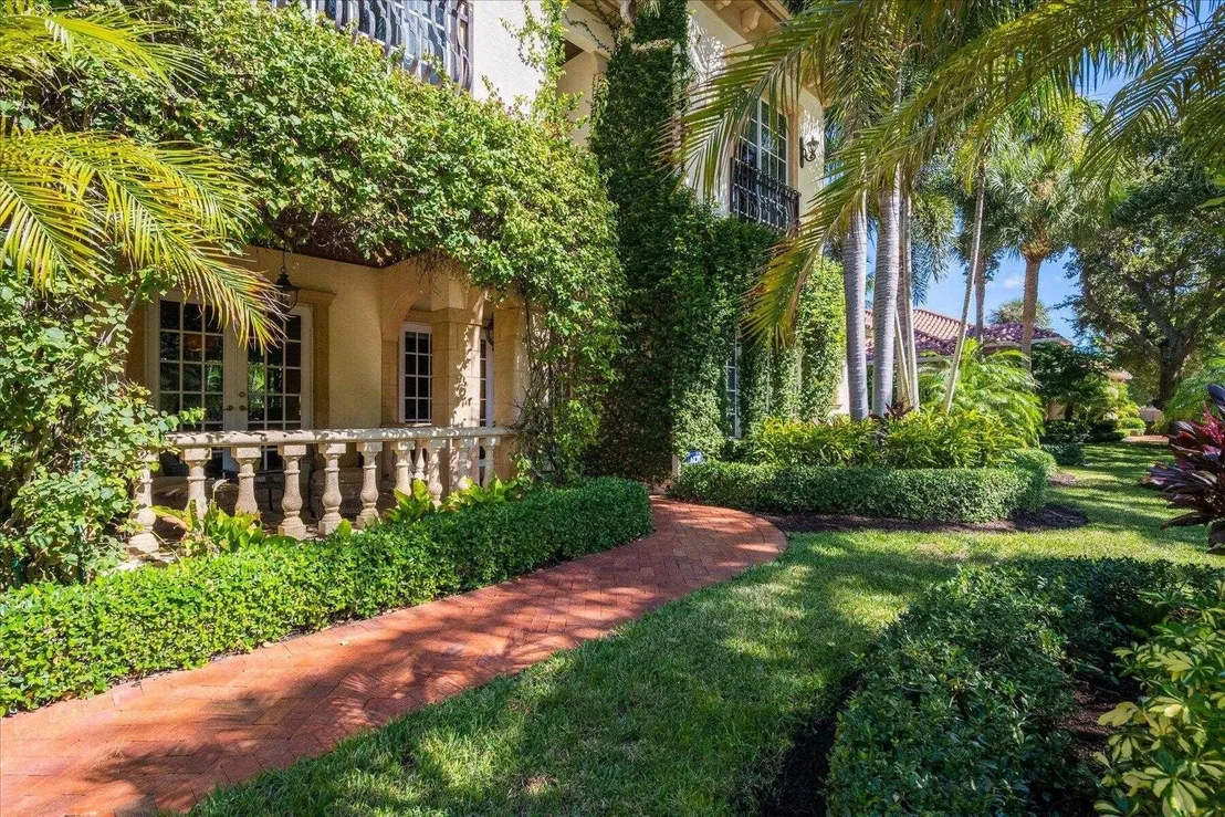 Photo of 103 Nativa Circle