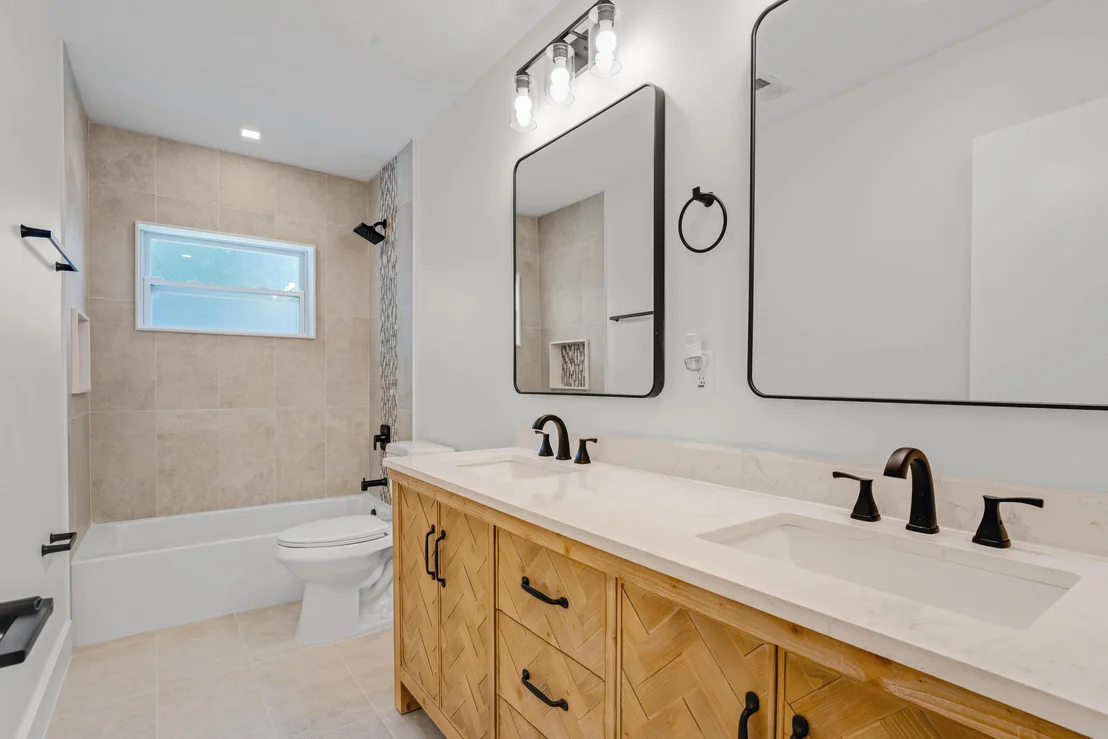 Photo of 598 Coral Way