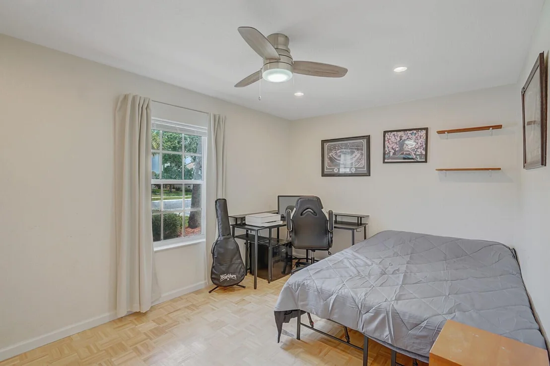 Photo of 5836 Azalea Circle