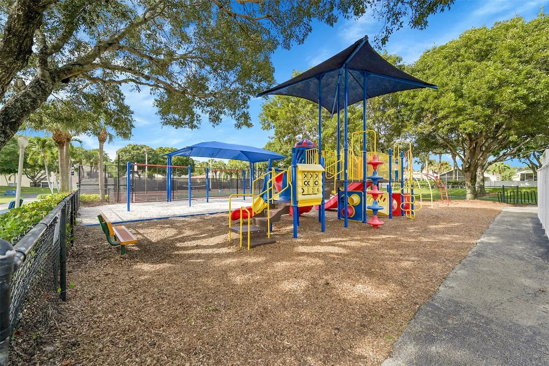 Photo of 8236 White Rock Circle