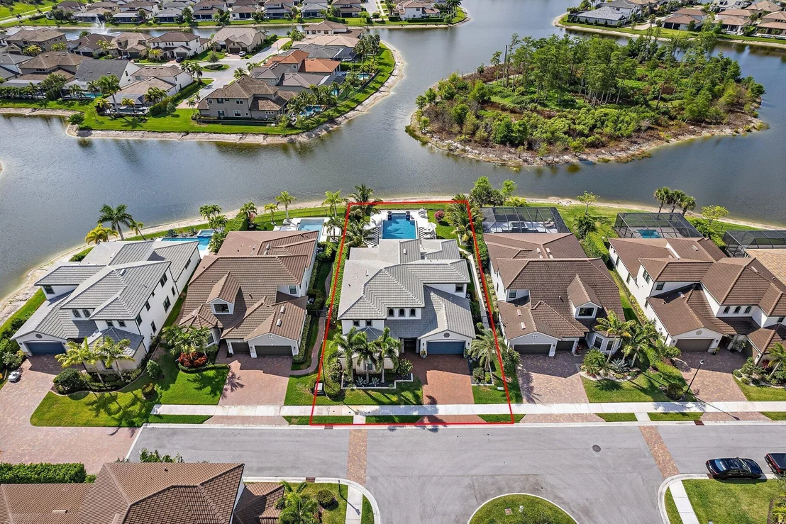 Photo of 122 Cerulean Key Way